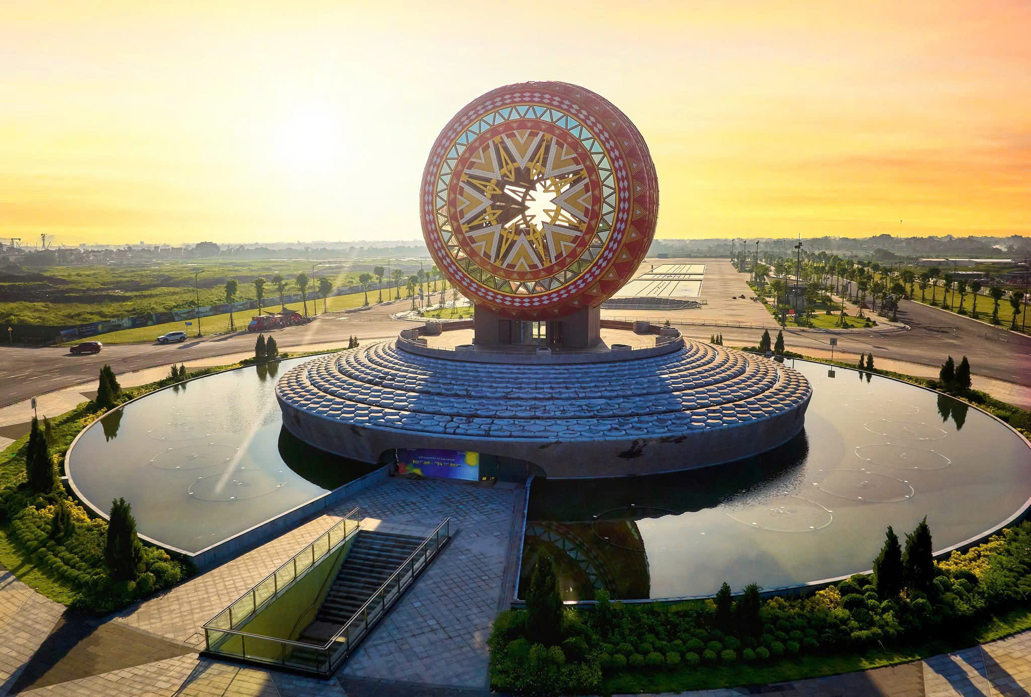 Biểu tượng trống Đọi Tam tại Sun Urban City Biểu tượng trống Đọi Tam tại Sun Urban City
