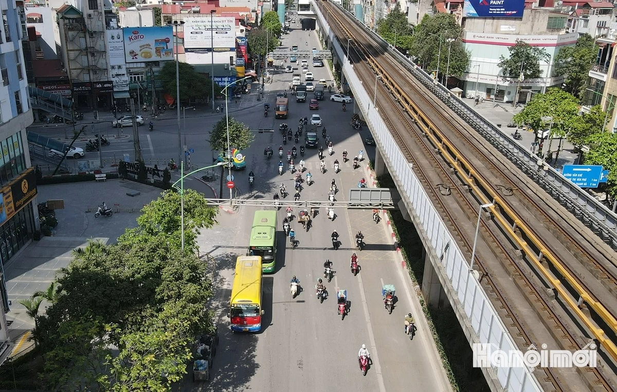 Giao thông tại đường Lê Trọng Tấn Giao thông tại đường Lê Trọng Tấn
