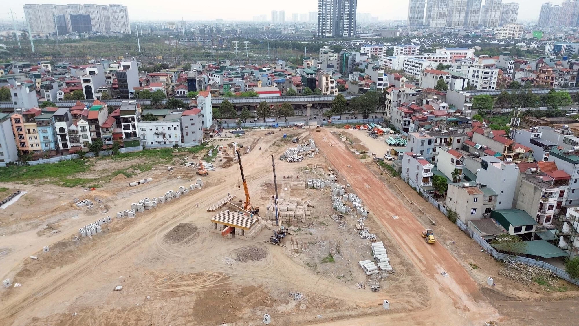 Văn La thuộc địa phận phường Kiến Hưng, quận Hà Đông